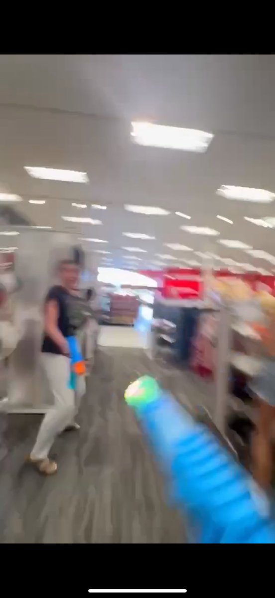 schswaterwars67's tweet photo. Carla of @SplashMeDaddy catches 2 birds and fries them with one stone double kill against Avery and Chloe of @wetter_better1 6-4 @SplashMeDaddy leads https://t.co/XEi0vdO15L