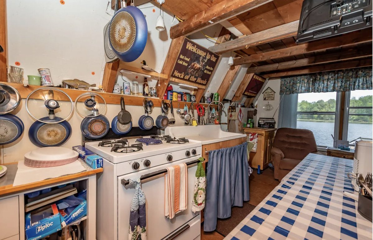 oldhouseunder50's tweet image. $169K. This remarkable #Waterfront #Maine #camp on the #SebecRiver. oldhousesunder50k.com/c-1965-a-frame…