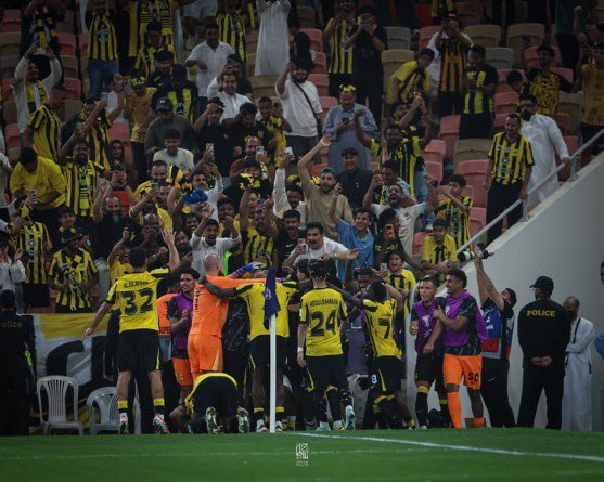 فاطمه‌. tweet media