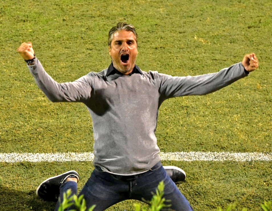 ATENCIÓN
Juan Manuel Sara es nuevamente DT de #Ferro.

Mañana dirigirá al plantel en Pontevedra. Regresa al club tras su salida en 2023, y último paso en #Estudiantes.