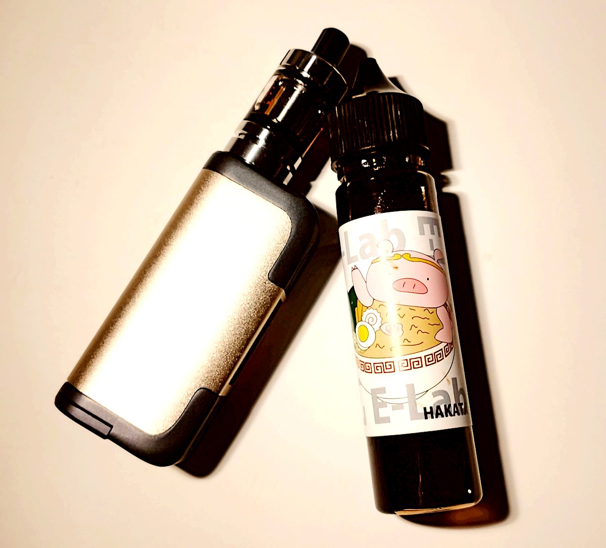 pasta5105's tweet photo. #tablecheck 
#elab #vape 
@ELabOfficial1 
もにん。
面倒事が多いと漂泊の思ひやまずだねー。

本日もご安全に✨。
※このやろクリアローｗ。 https://t.co/Q43zQSceRw