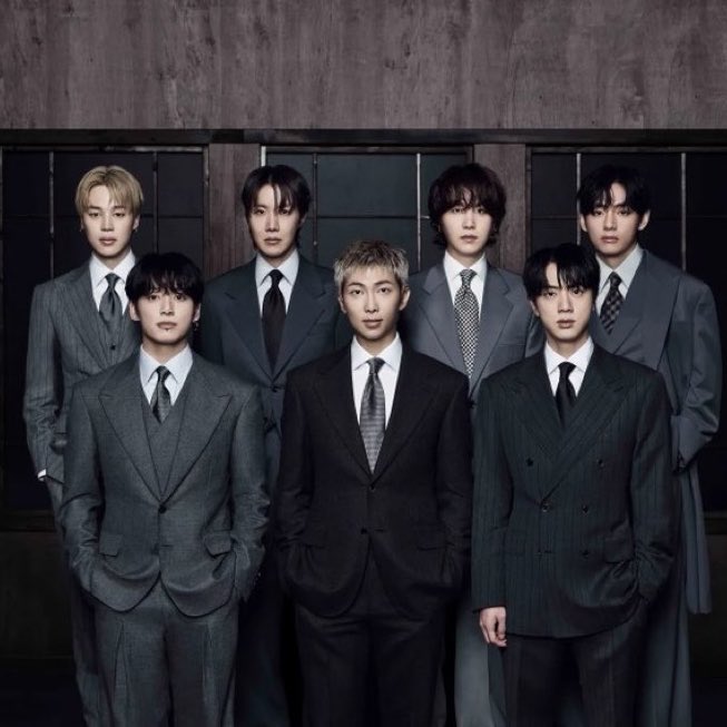 JENNIE Charts tweet media