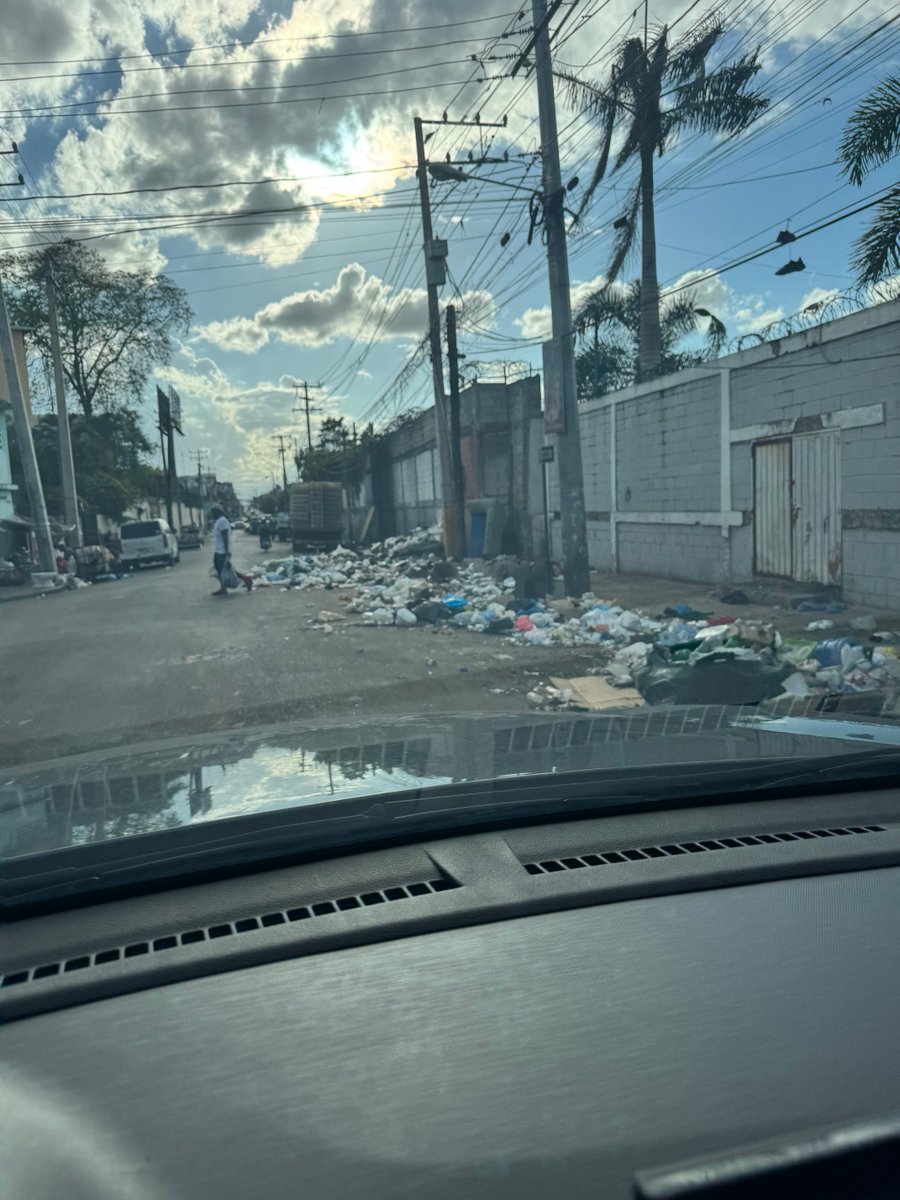 LariDiplan 🇩🇴🇩🇴 tweet media