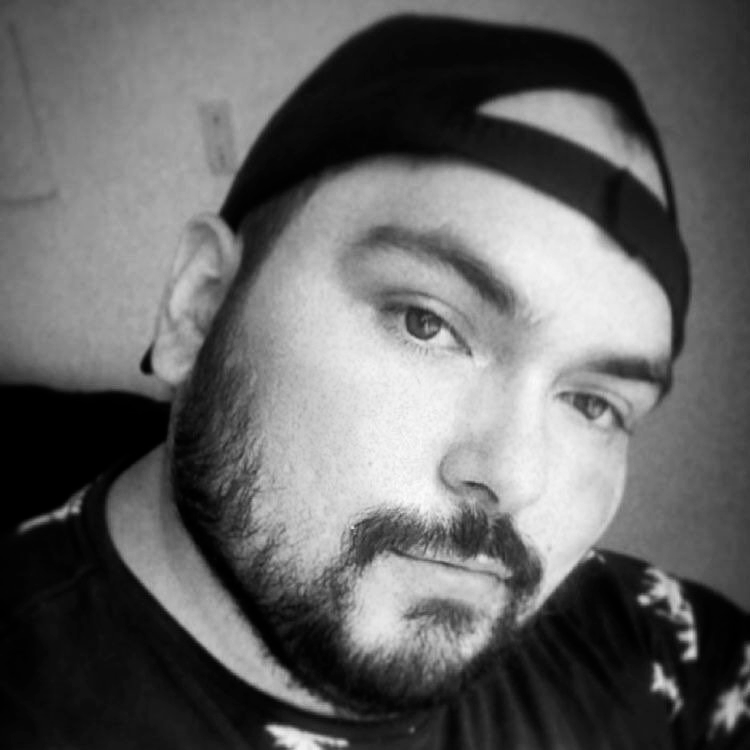 Donos do League tweet media