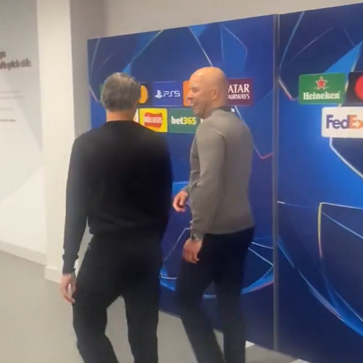 عالم ليفربول tweet media