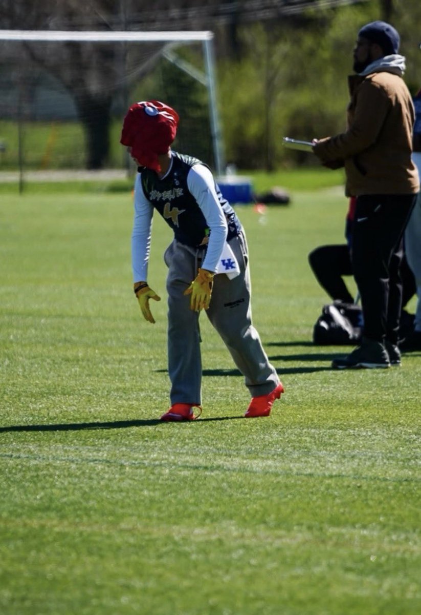 Blake_Fraley1's tweet photo. Got done with 7on7 football this offseason and doing a 7on7 league for some extra work in the spring https://t.co/RQLpIVweme