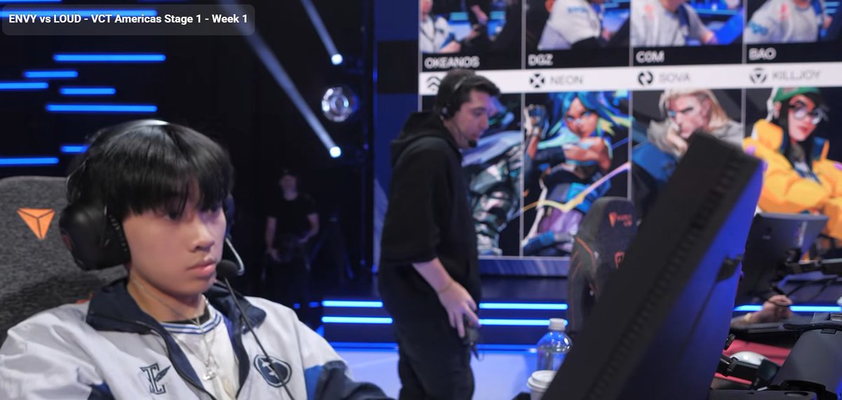 Matrixesports69's tweet photo. Nobody talks about the people who make sure the screen turns on. 🖥️

Visa issues. Stand-ins. Glitching screens. Broken PCs.

 3 years into VCT franchising  still happening.

Respect LAN production. 🫡
#VCT #VALORANT #Esport https://t.co/rifA4mSf7z