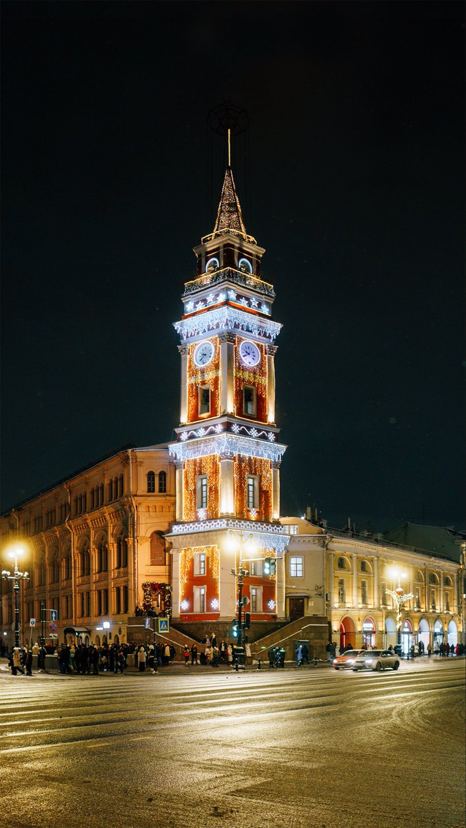 Бледный шурави tweet media