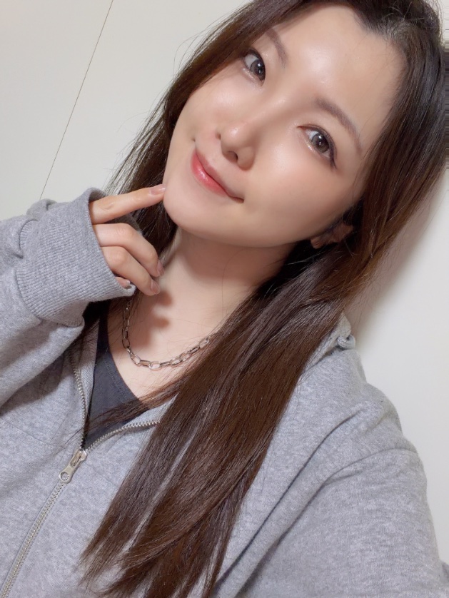 鶴田葵 tweet media