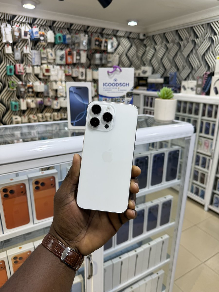 igoodsghana's tweet image. Falaa Deal

iPhone 16Pro Max 256Gb with Box and Cable
• Physical Sim • Fully Unlocked
• Battery Health: 98% CC; 290
• Literally New • Certified

🔥 Price: GHS 10,899Ghc ONLY

📞 Call/WhatsApp: 0209522979
📍 Location: Dansoman B. Opoku
🗺️ Search “Igoodsgh” on Google Maps