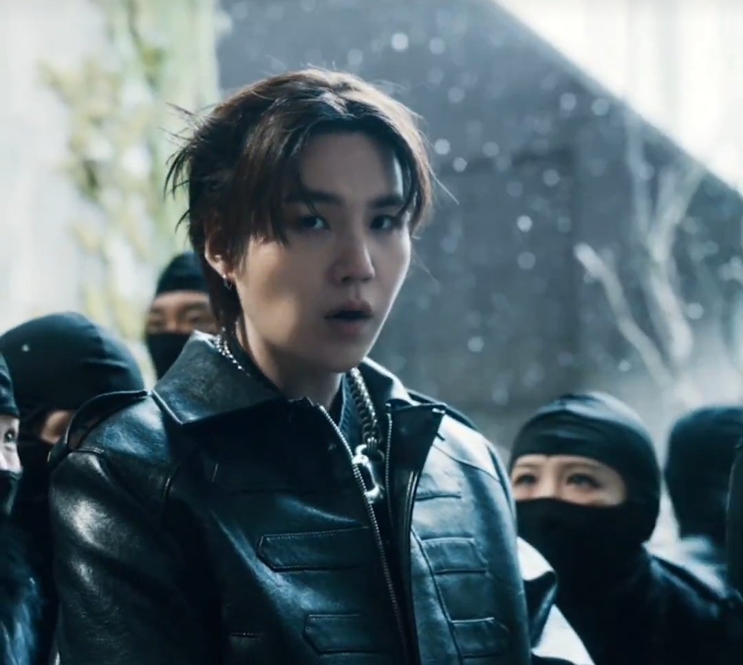 𝕄𝕀ℕ_𝕐𝕆𝕆ℕ𝔾𝕀44, 민 🥢⊙⊝⊜ tweet media