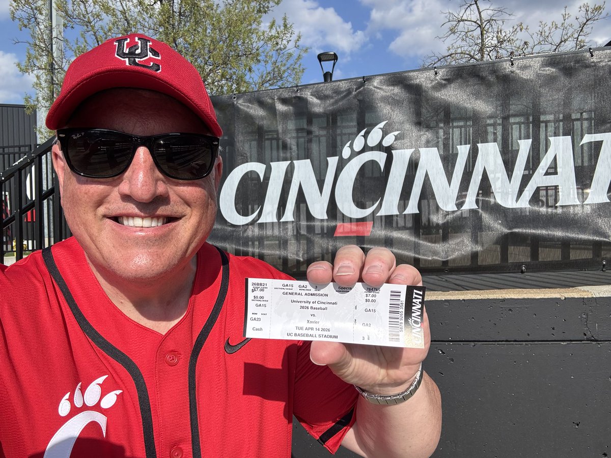 cincygreghoodin's tweet image. I’m in ! LETS GO #BEARCATS #BearcatFamily #BearcatsUnited #BearcatsForLife #weareuc @GoBEARCATS