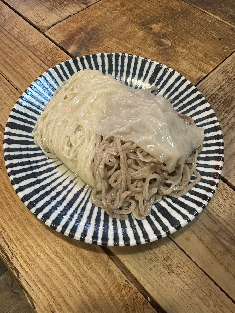 まどりー tweet media