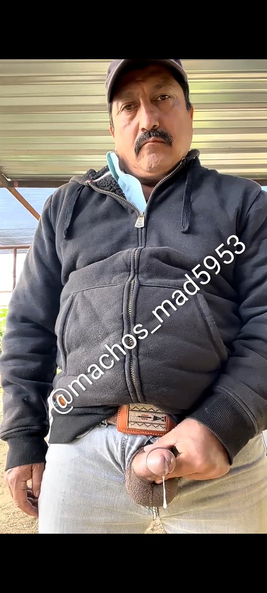 machos_cachondos tweet media