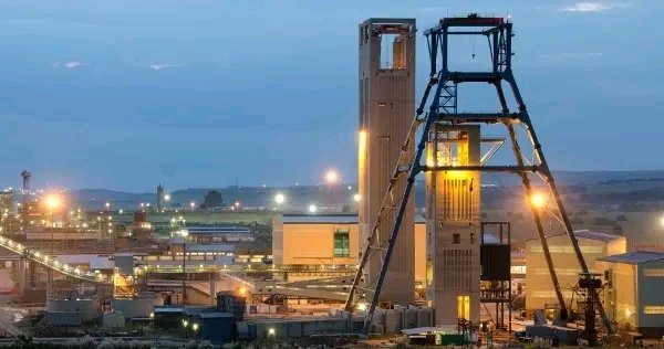 Mkhulu Jobe Ka Cilo 🕯️📿👏 🦴🧞🐚 tweet media