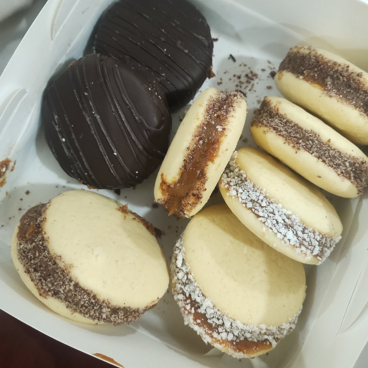 pinky xoxo tweet media