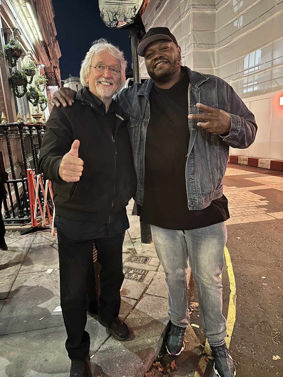GeorgeFoster72's tweet photo. Rest Easy, Dave “Coach Mac” McGinnis. You were solid and kept us laughing, man 🕊️. If you knew Coach Mac, you knew he was gonna move like he ran the place. And that didn’t change the night of this pic way over in London lol. https://t.co/jG9LquRkdu