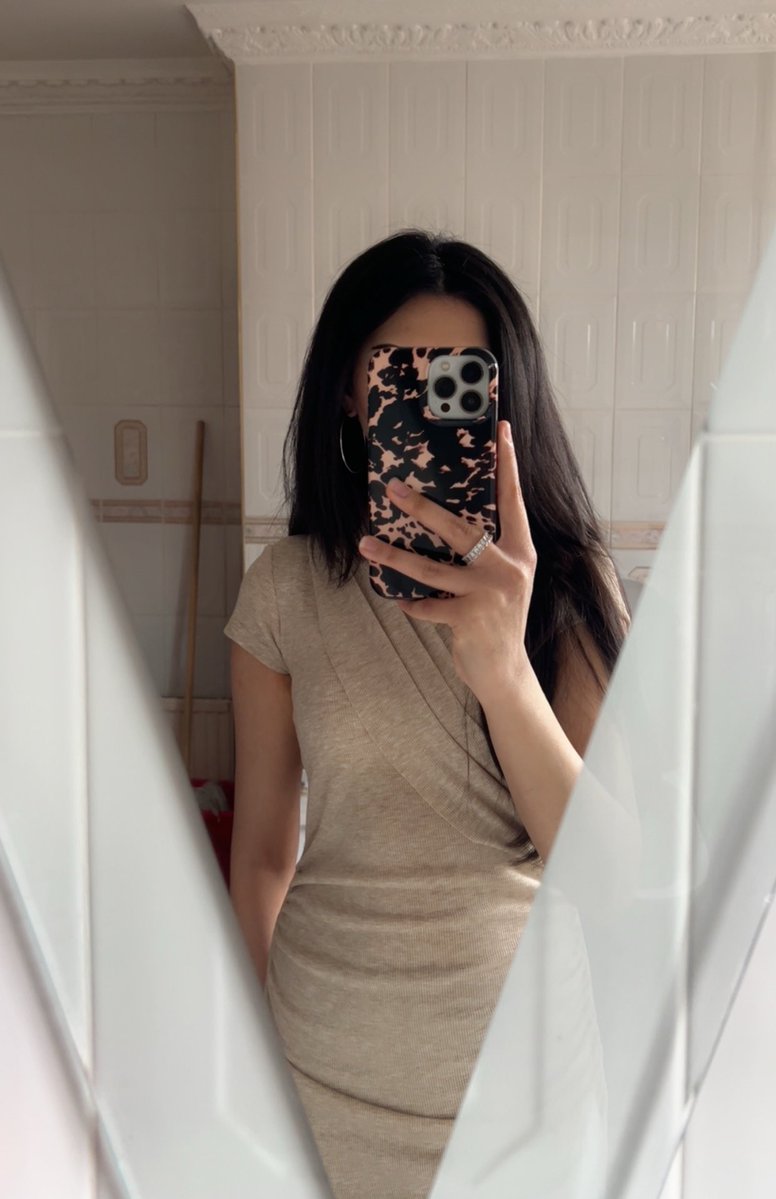 Aish 🥀 tweet media