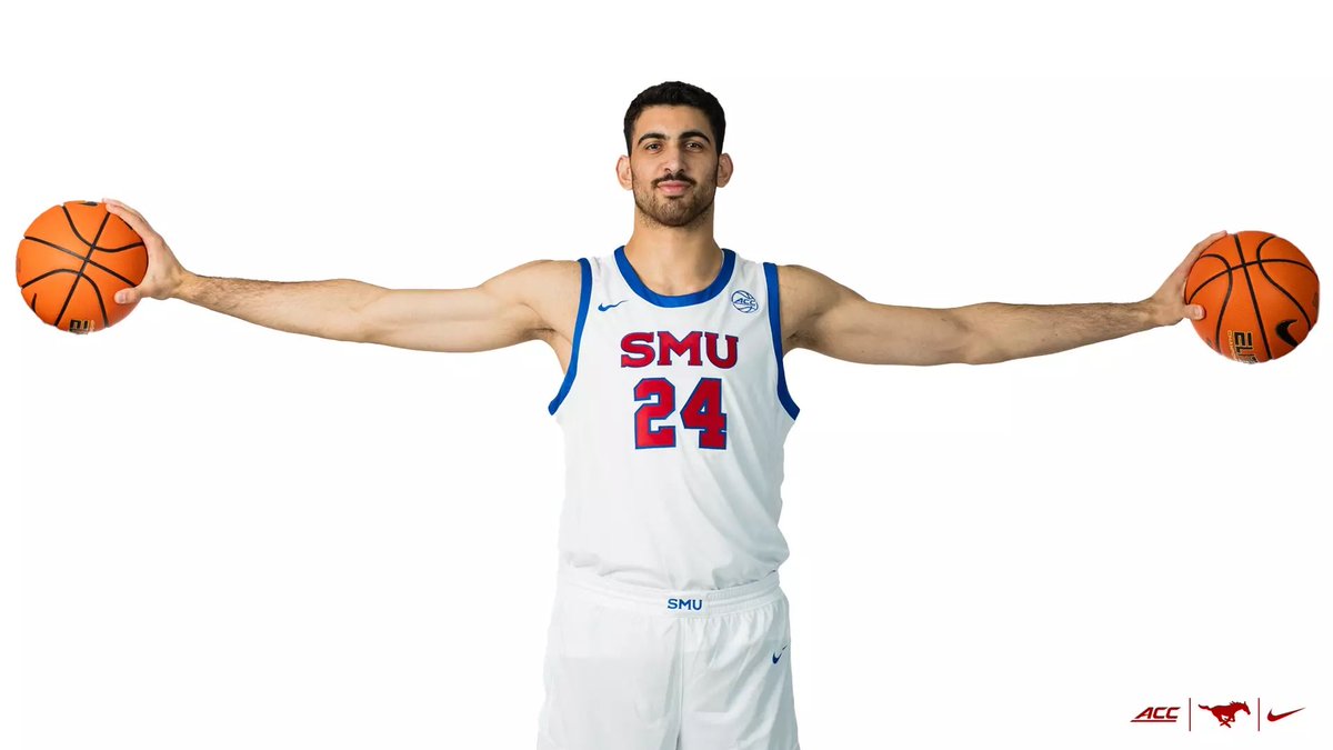 Chasing6Banners's tweet image. 7’ 2” Center transfer Samet Yiğitoğlu has committed to the Hoosiers over several other big programs, Hoosiers coming in last minute to swipe him.  

Surprise 1/3 for “The Architect” Ryan Carr. I’m told much more to come, and that the IU staff has a new “no leaks policy”