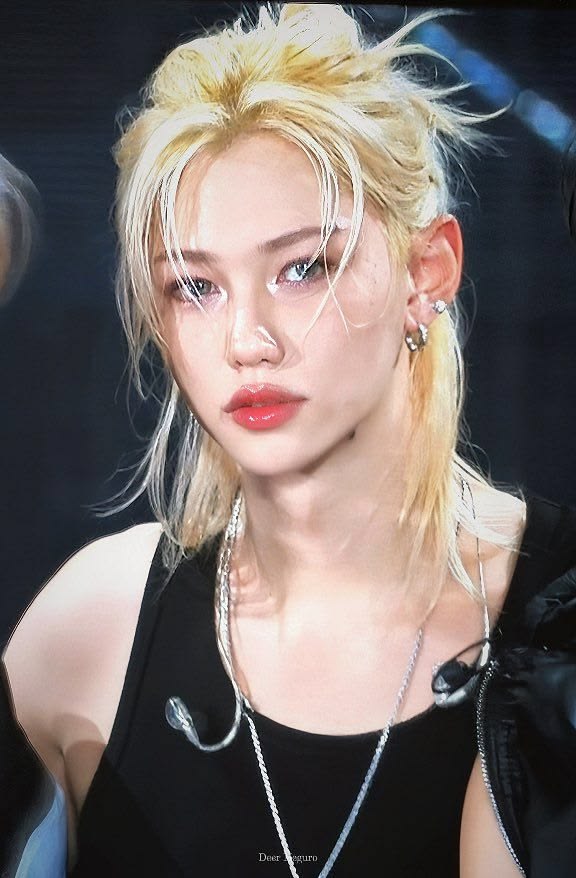 noche🐥🦊 tweet media