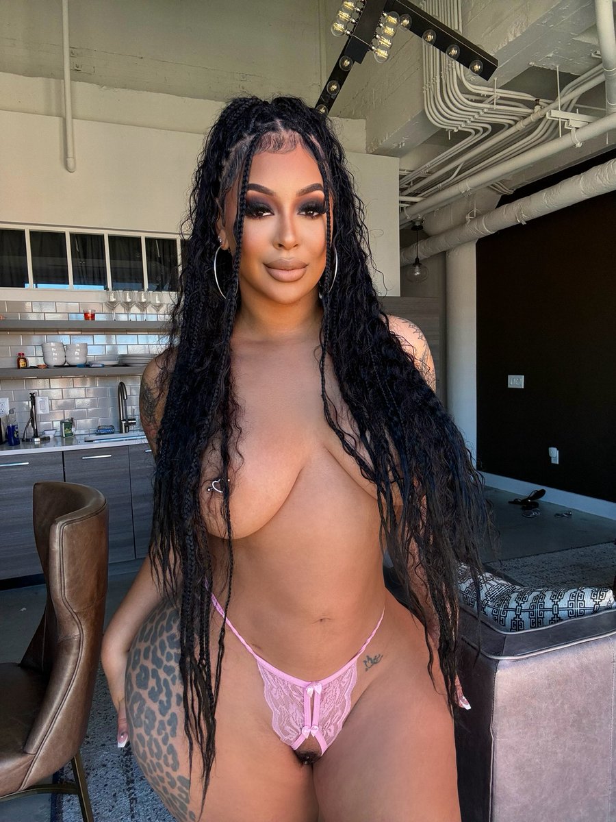 Pretty Aliyah tweet media