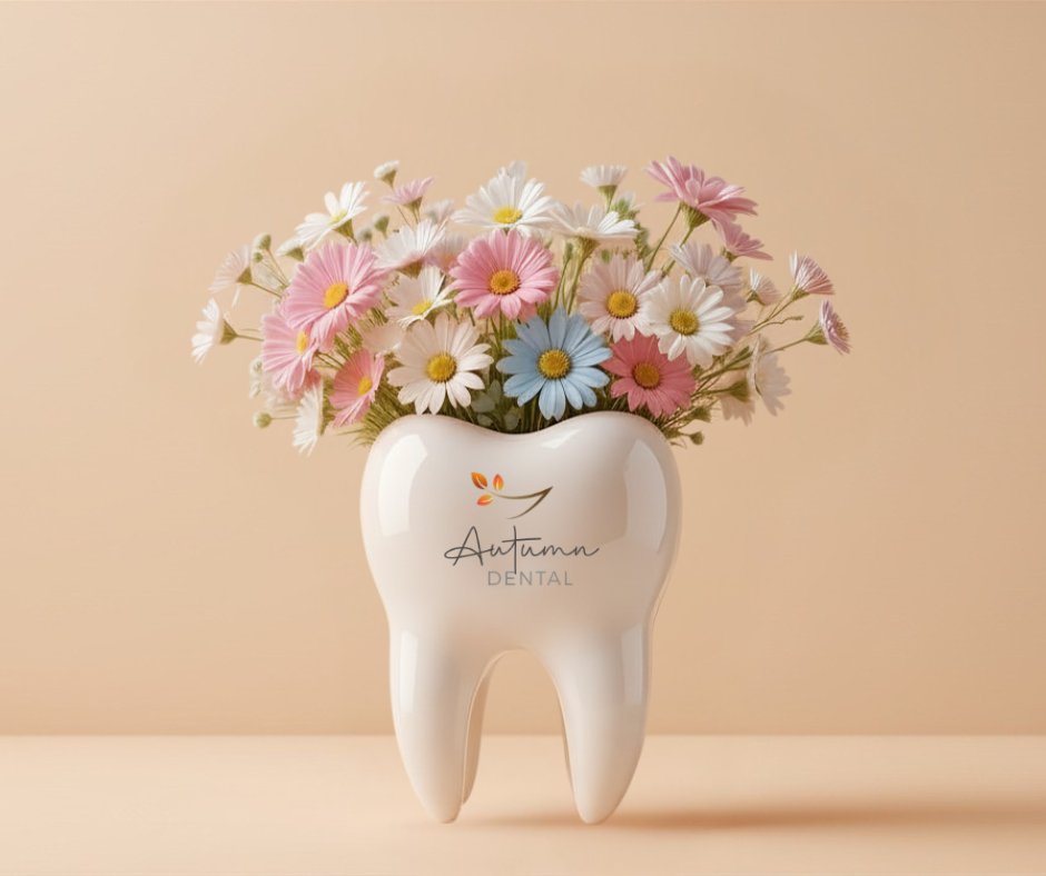 AutumnDentalGA's tweet image. Spring cleaning isn't just for your home, it's the perfect time to feshen up your smile too!
A professional cleaning helps remove plaque and stains that brushing alone can miss. So call our office today to book your cleaning, and give your smile a fresh start this season!