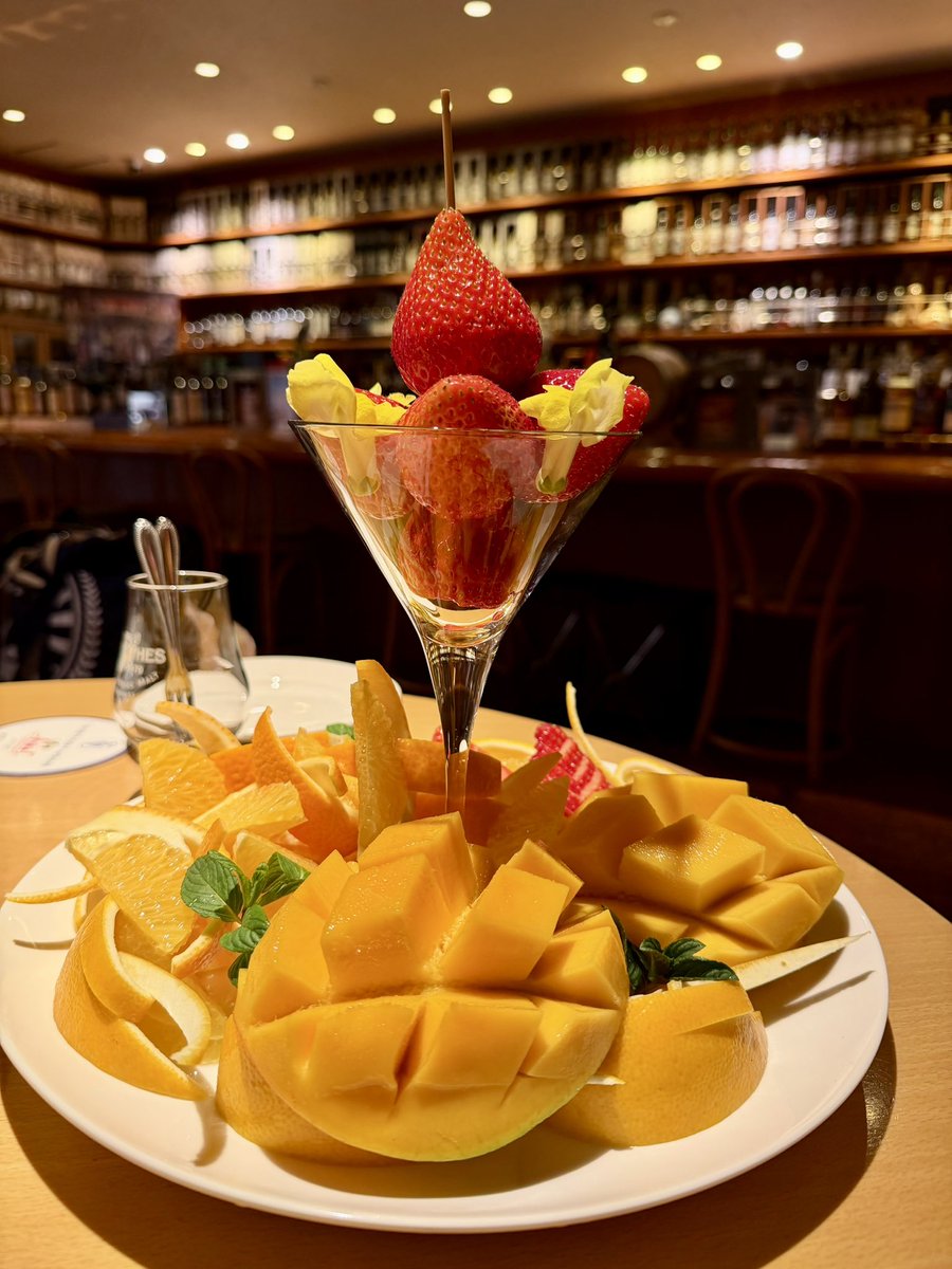 たまご tweet media