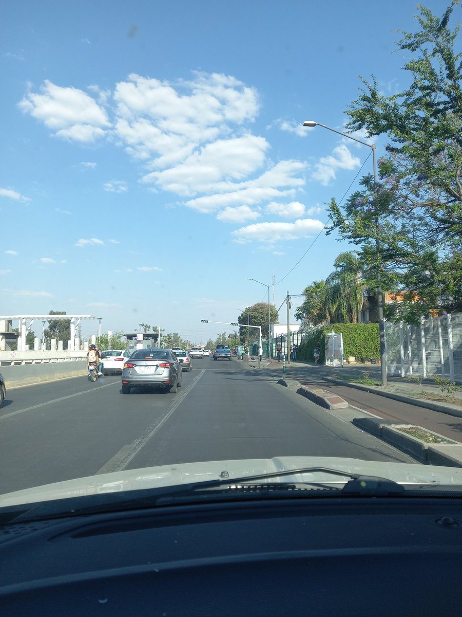 Presente, mañana quién sabe tweet media