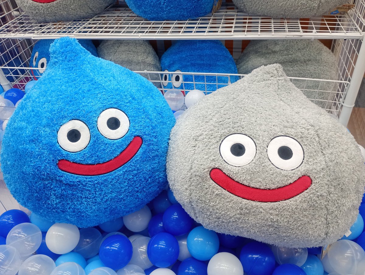 新景品情報】 #ドラゴンクエスト おおきなもこもこぬいぐるみ スライム