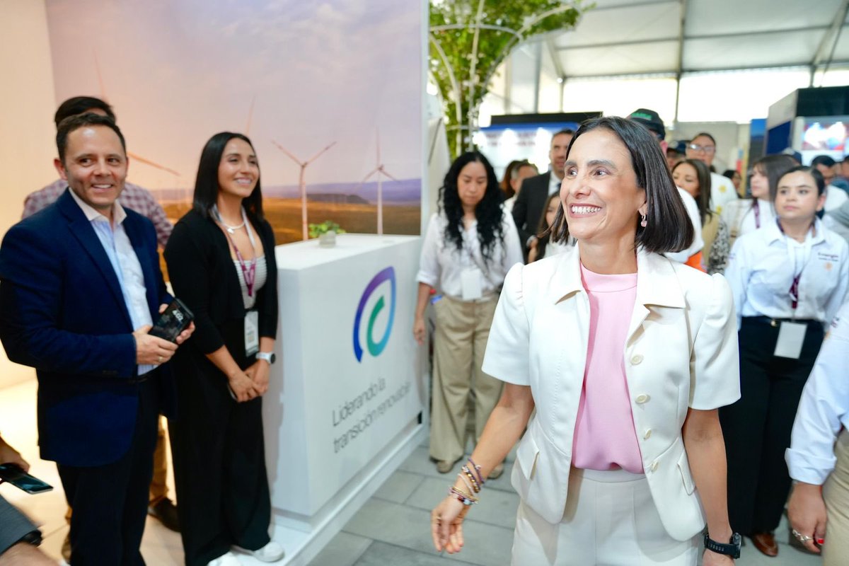 Luz Elena González Escobar tweet media