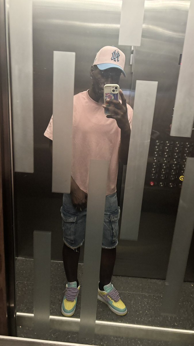 BornDay_0426 tweet media