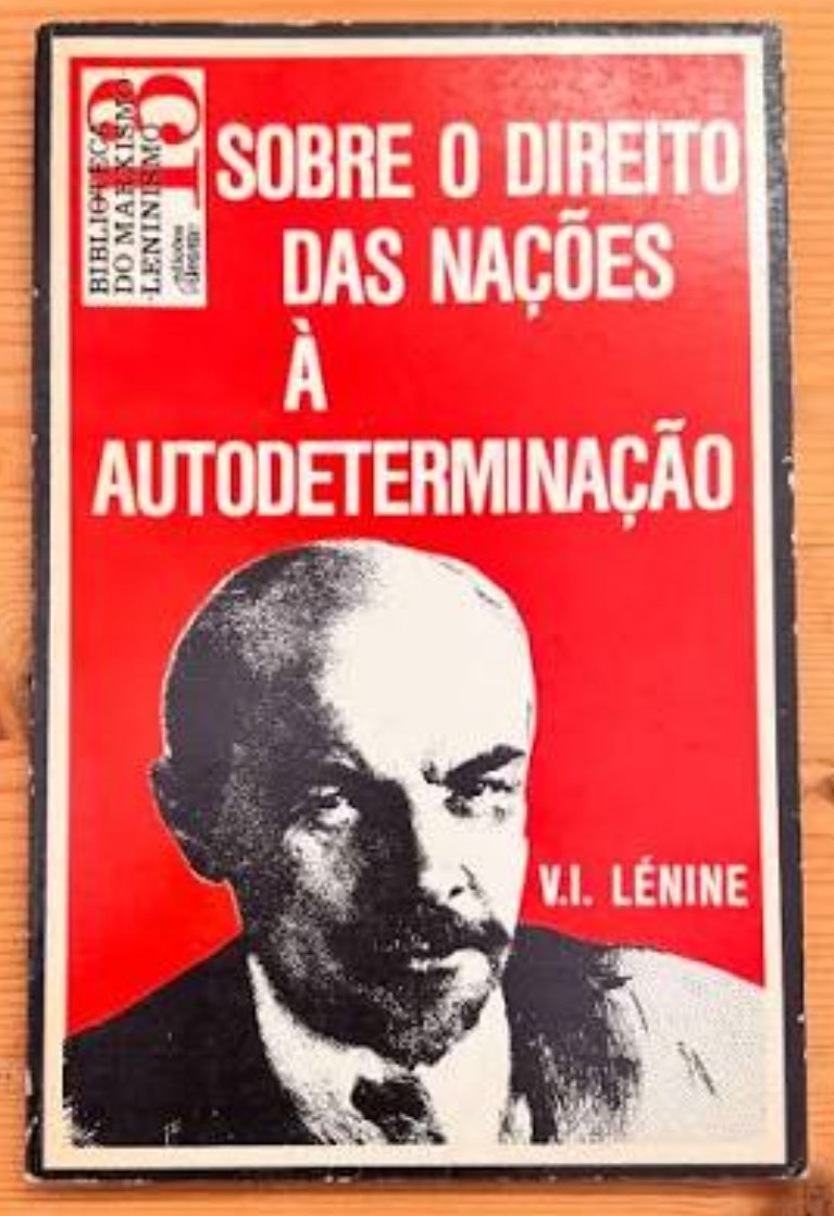 AMaldizer's tweet photo. Citações de Lenin: “No afã de practicismo, Rosa Luxemburgo perdeu de vista a tarefa prática principal, tanto do proletariado russo como do proletariado de toda outra nação: a tarefa da agitação e propaganda cotidianas contra toda classe de privilégios nacionais de tipo estatal👇🏿 https://t.co/Jex6O7peA6