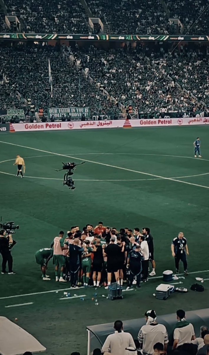 وليد tweet media