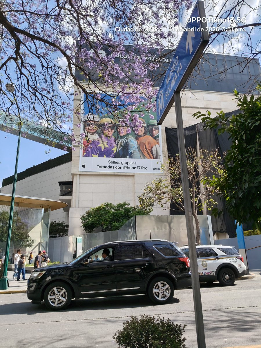 Christianap23's tweet photo. Que patética publicidad de @Apple en pleno 2026 ! Ahhh se me olvida es su innovación nueva ! Ja ja ja https://t.co/6K1Er1RhmD
