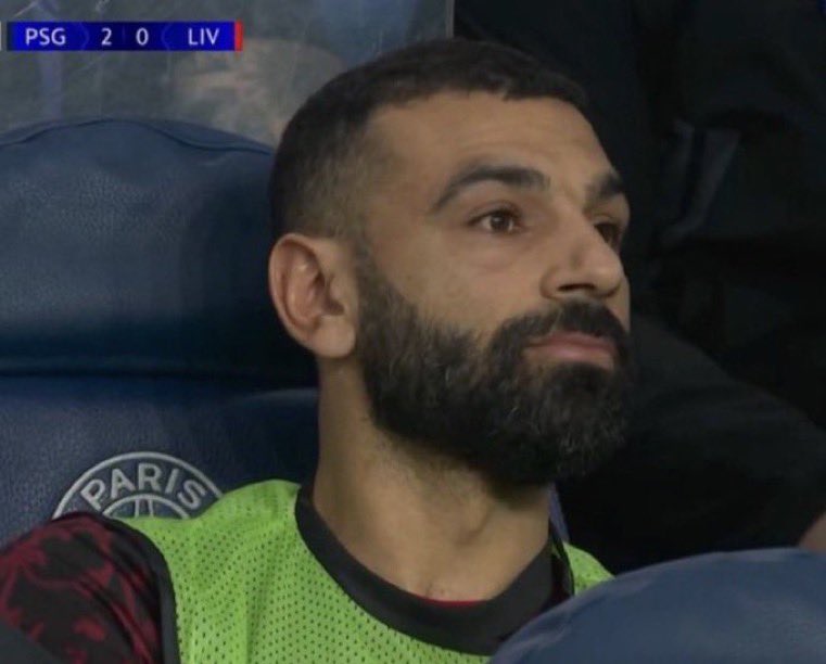 🎙️ José Mourinho on Arne Slot benching Mohamed Salah vs PSG:

“No player is bigger than the club, but this new manager needs to respect club legends. Erik ten Hag did the same thing with Cristiano Ronaldo, and now Slot is doing the same with Mohamed Salah, despite everything he