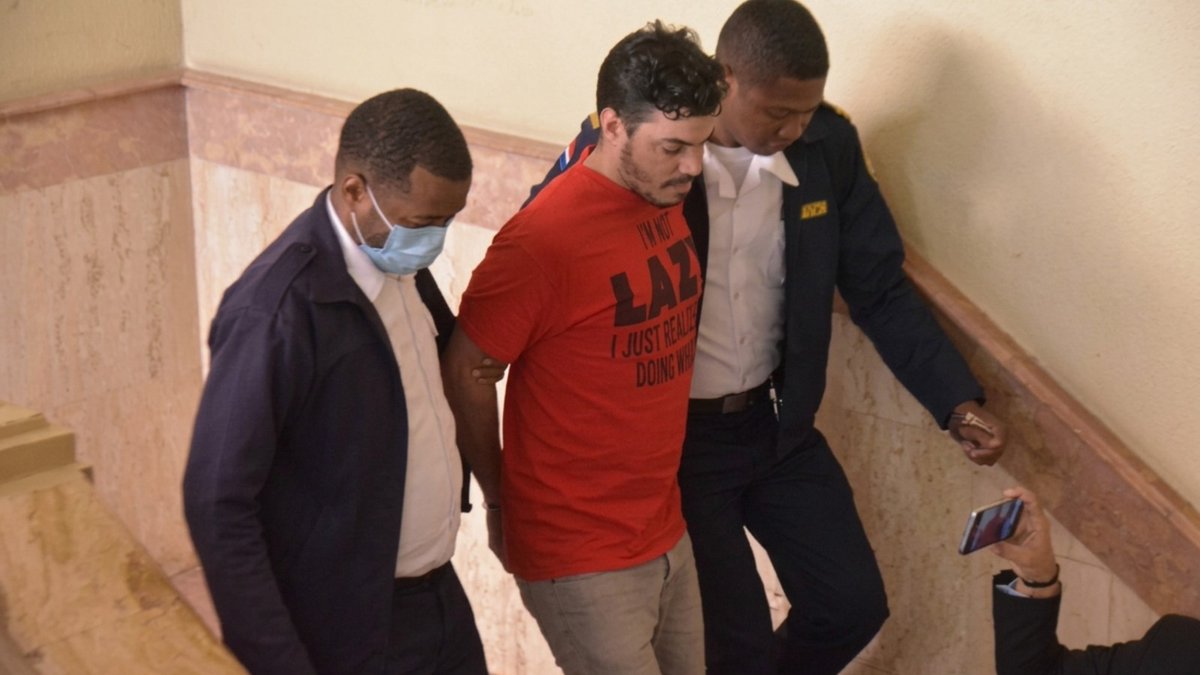 NoticiasRNN's tweet image. SANTIAGO. El Primer Tribunal Colegiado de esta jurisdicción condenó a 30 años de prisión a Pedro Samuel Fernández Sánchez, hallado culpable de intentar asesinar a su expareja tras dispararle en el rostro frente a una repostería en marzo de 2024.

wp.me/pbRwvr-259F

#Prision