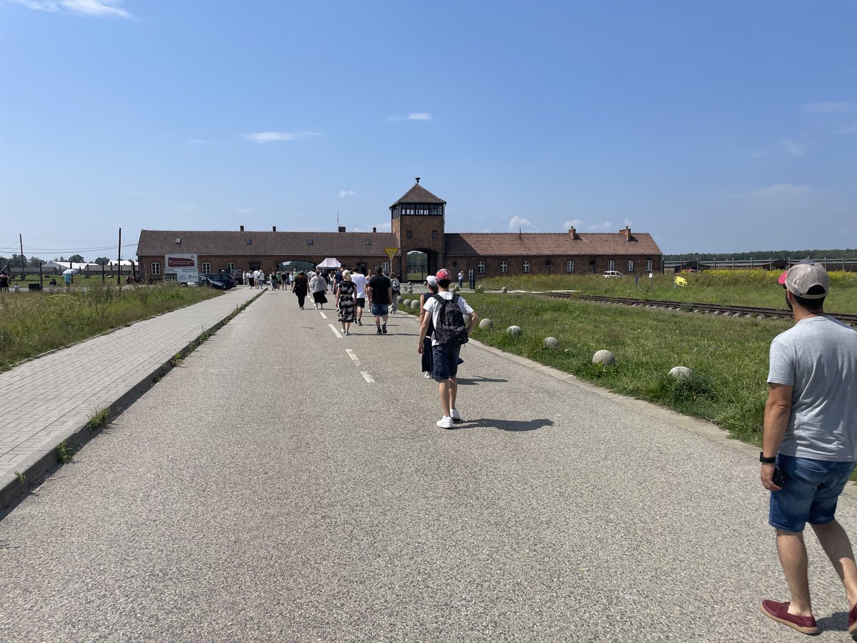 Jakub Szántó tweet media