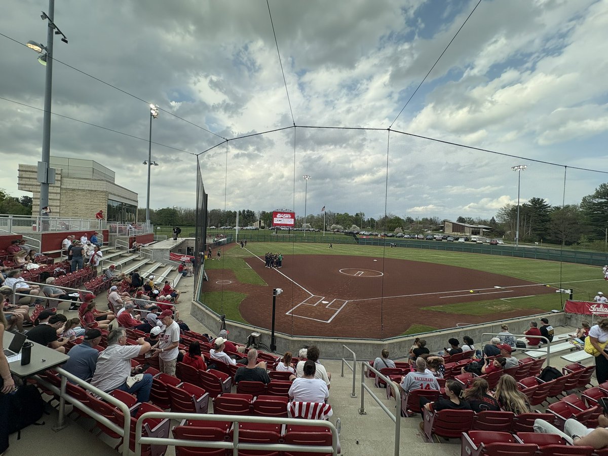 KennyBruntlett's tweet photo. Here at Andy Mohr Field where the Indiana Hoosiers are taking on in state, out of conference Notre Dame
First pitch coming up at 6:00 p.m.
Follow here for live game updates all game long!
Follow me and @TheHoosierNet for more softball content
#instate #indiana #hoosiers #IU https://t.co/WDx6x3FdNx