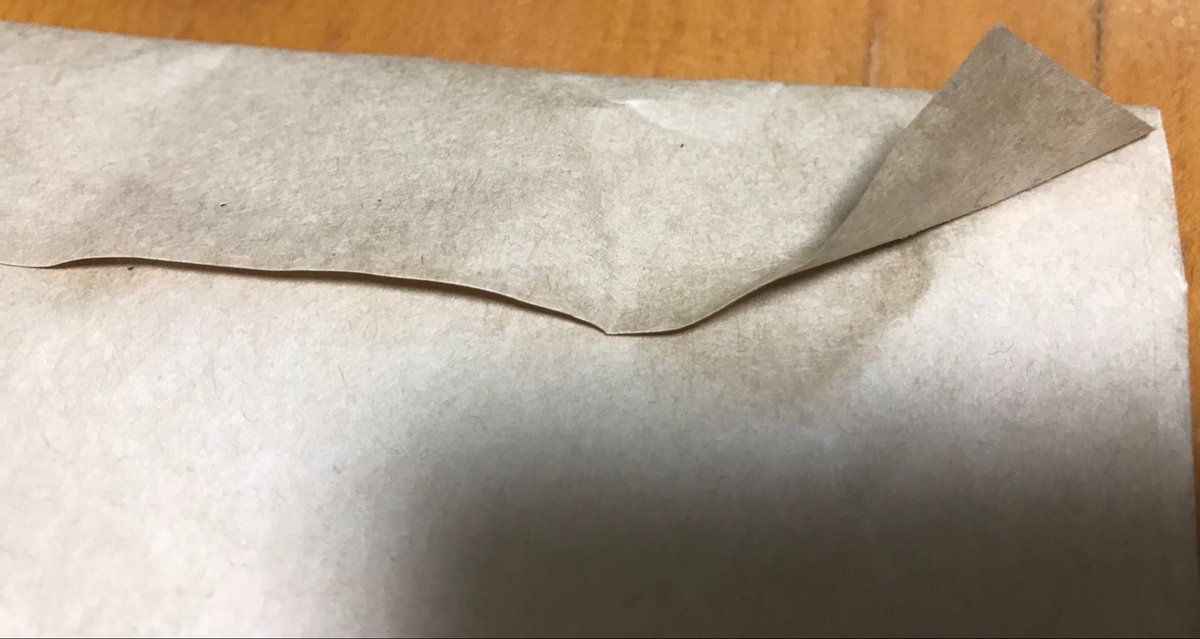 びんた tweet media