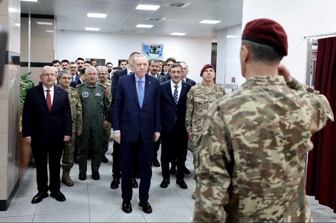frigorifikcom's tweet photo. @GeneralMCNews Türk Silahlı kuvvetleri olası bir savaşa daima hazırdır.

İsrail askerlerine Gazzedeki silahsız sivillere ve çocukları öldürmenin bedelini ödetmek için emir beklemekteyiz.
Türk Ordusu İsrail’i Beau coğrafyada silecektir..

Buna kimsenin şüphesi olmasın.

Mazlumun hesabı sorulacak https://t.co/ght9uU579M