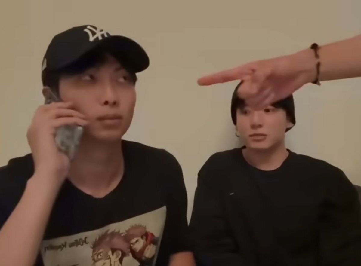 ݁ 𑣲 maite va a ver a bts 24/10 tweet media