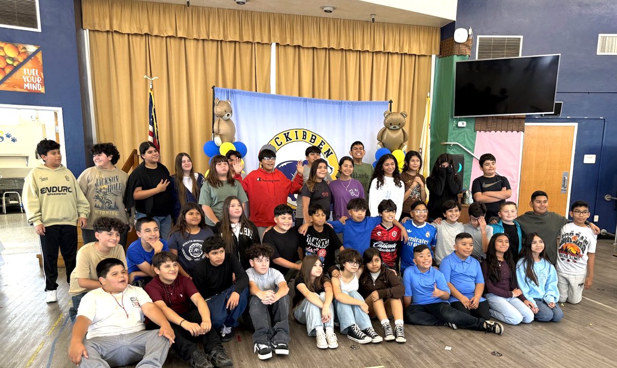 SouthWhittierSD's tweet photo. Last month, McKibben held its 6th Grade Dance!
Students enjoyed an evening filled with dinner, music, and lots of dancing as they celebrated together with friends. It was the perfect way to make lasting memories. 💃🕺🎶
#swsd #successforeverystudent https://t.co/fXUK1MWYzu