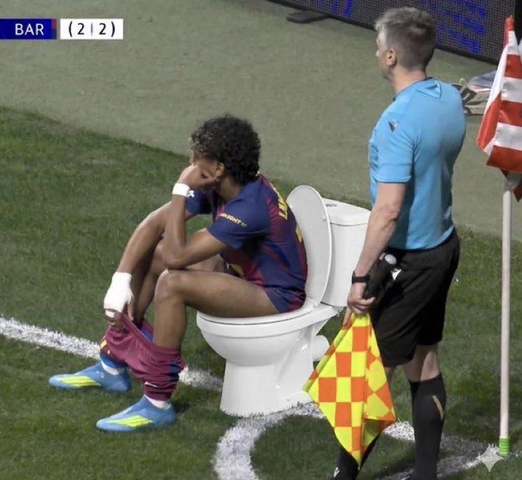 vicky_wallex's tweet photo. Who did this to our future Ballon d'or winner 😁😁 https://t.co/Y49uDi4PdC