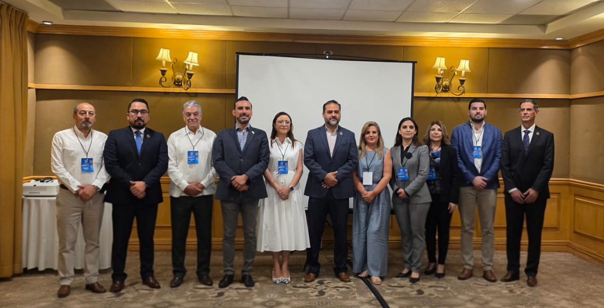 AdrianMataOsio's tweet photo. Por instrucciones de la Gobernadora @LibiaDennise y el Secretario de Gobierno @jorgelona1, el #GobiernoDeLaGente fortalece la integración y colaboración con el sector ciudadano priorizando el diálogo con las y los integrantes del Consejo Estatal de Seguridad Pública. https://t.co/5873C4baYX
