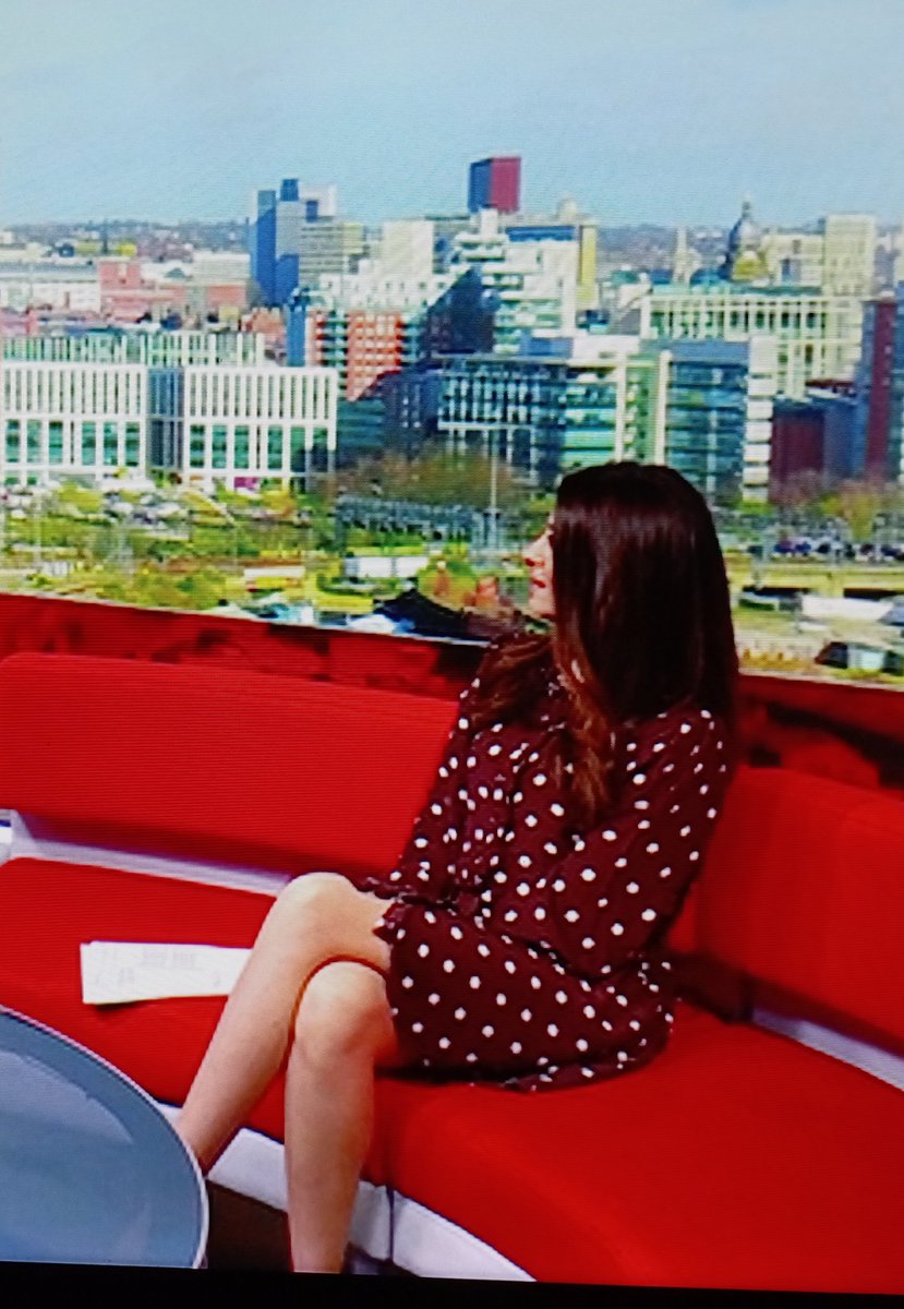 I would definitely have those legs wrapped around my neck in missionary then lock her in a full Nelson anal!! 😈 😈 😈

#LIVPSG