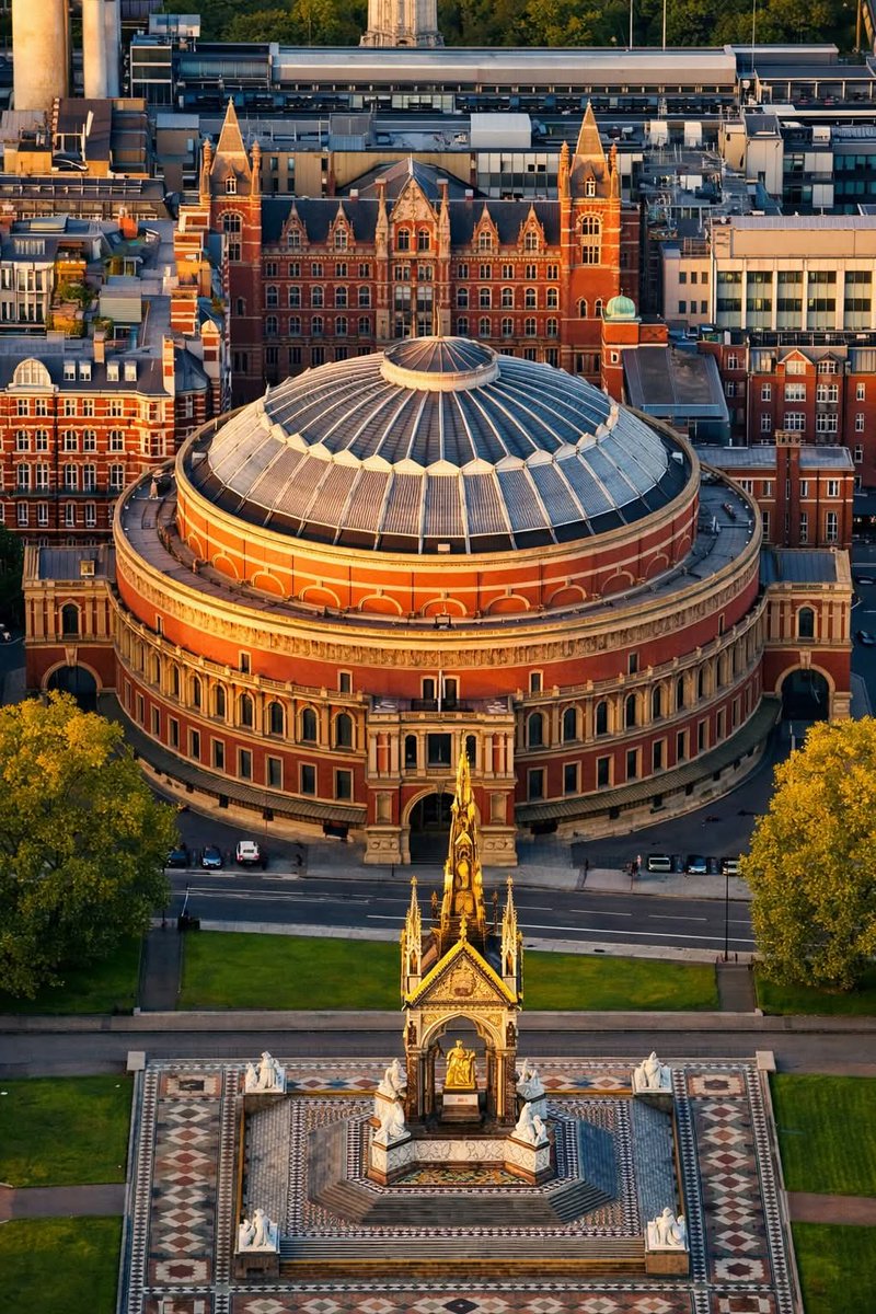 Ashu451724's tweet image. South Kensington, London England🏴󠁧󠁢󠁥󠁮󠁧󠁿
#london #england #UK