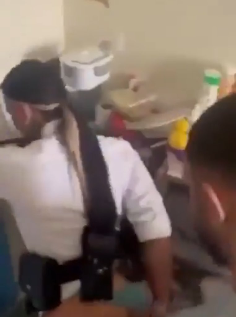 Damo1999F's tweet image. Nah!! you need you to watch this amazing clip 😆🥵

A thread📹🎥