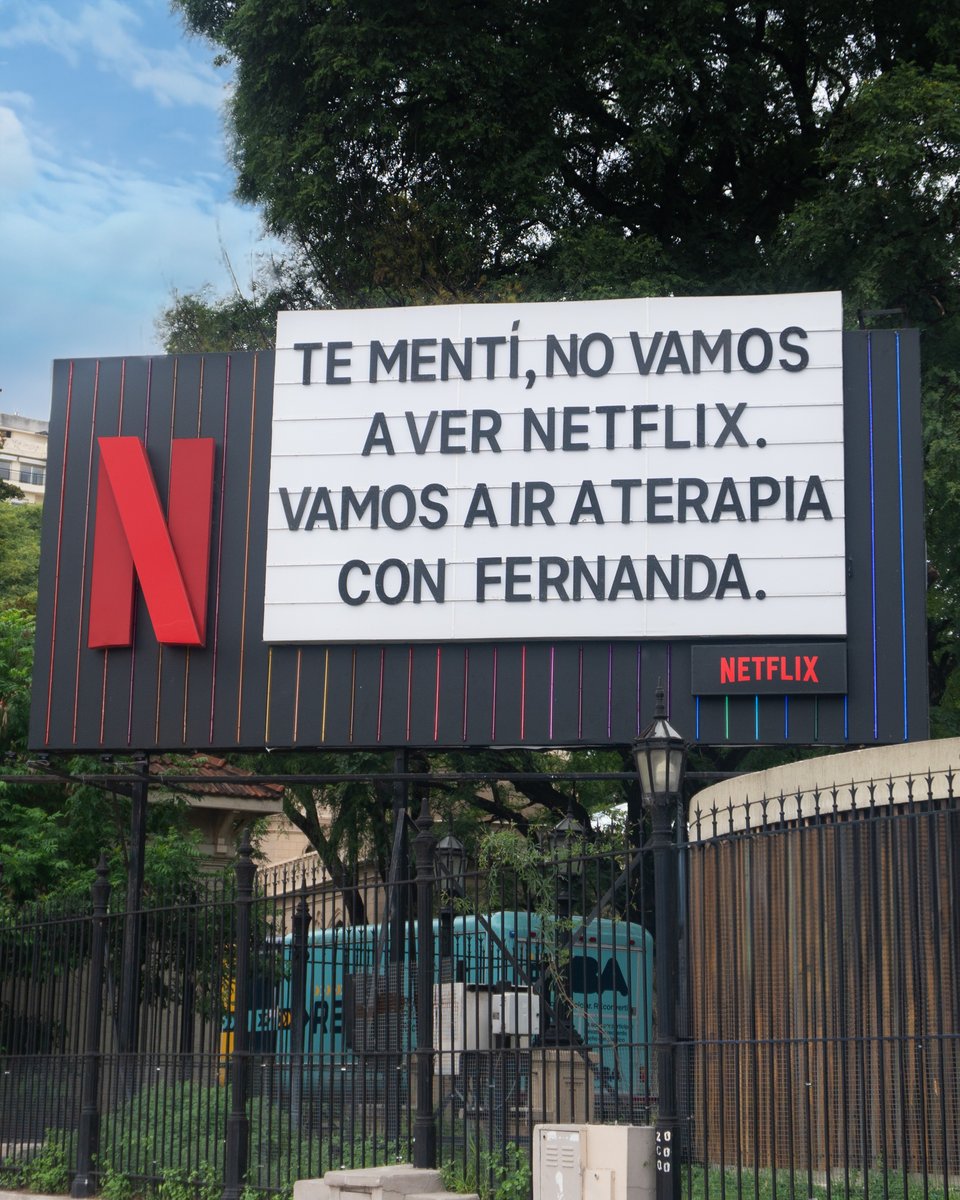 CheNetflix tweet media