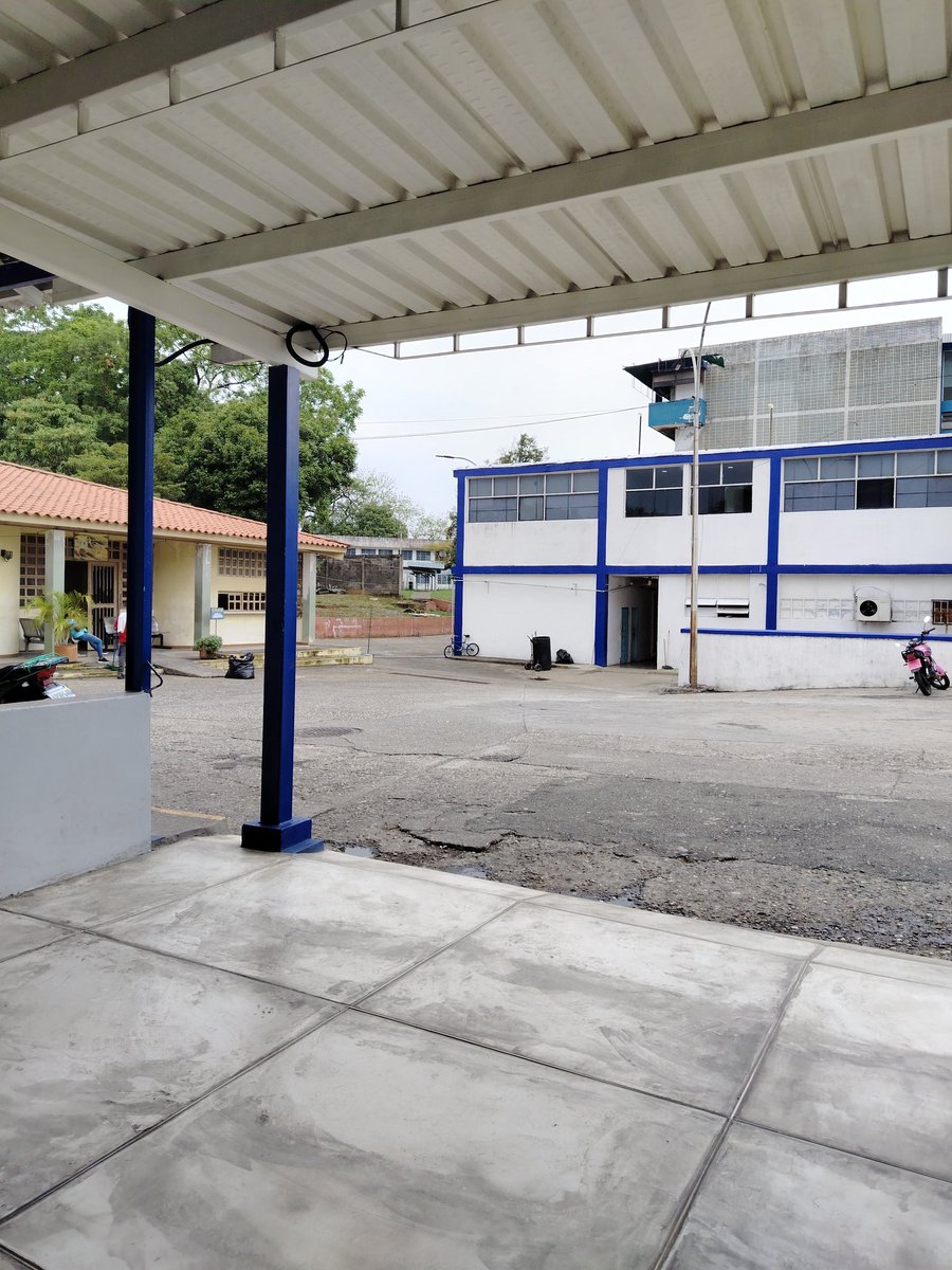 Cuántas horas debe esperar los familiares de un #fallecido por la autopsia en el Hospital  JM Casal Ramos #Portuguesa? No cuenta con las condiciones para hacerlo en este centro, en medio de una tragedia familiar , las condiciones en las que se encuentra la morgue no son optimas