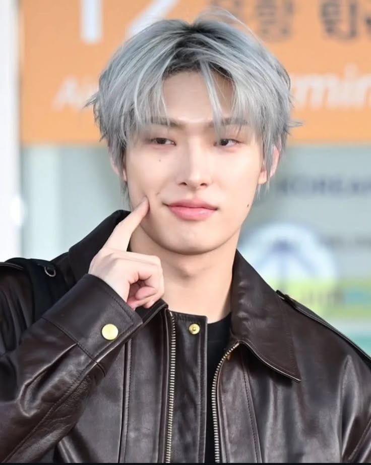 jiminswife2000's tweet image. my bias vs my sticker